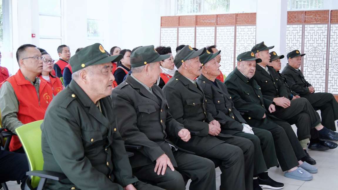 Compress_重阳敬功臣，饺香暖光荣-- 肥东县多方携[00_00_39][20251030-174430].jpg